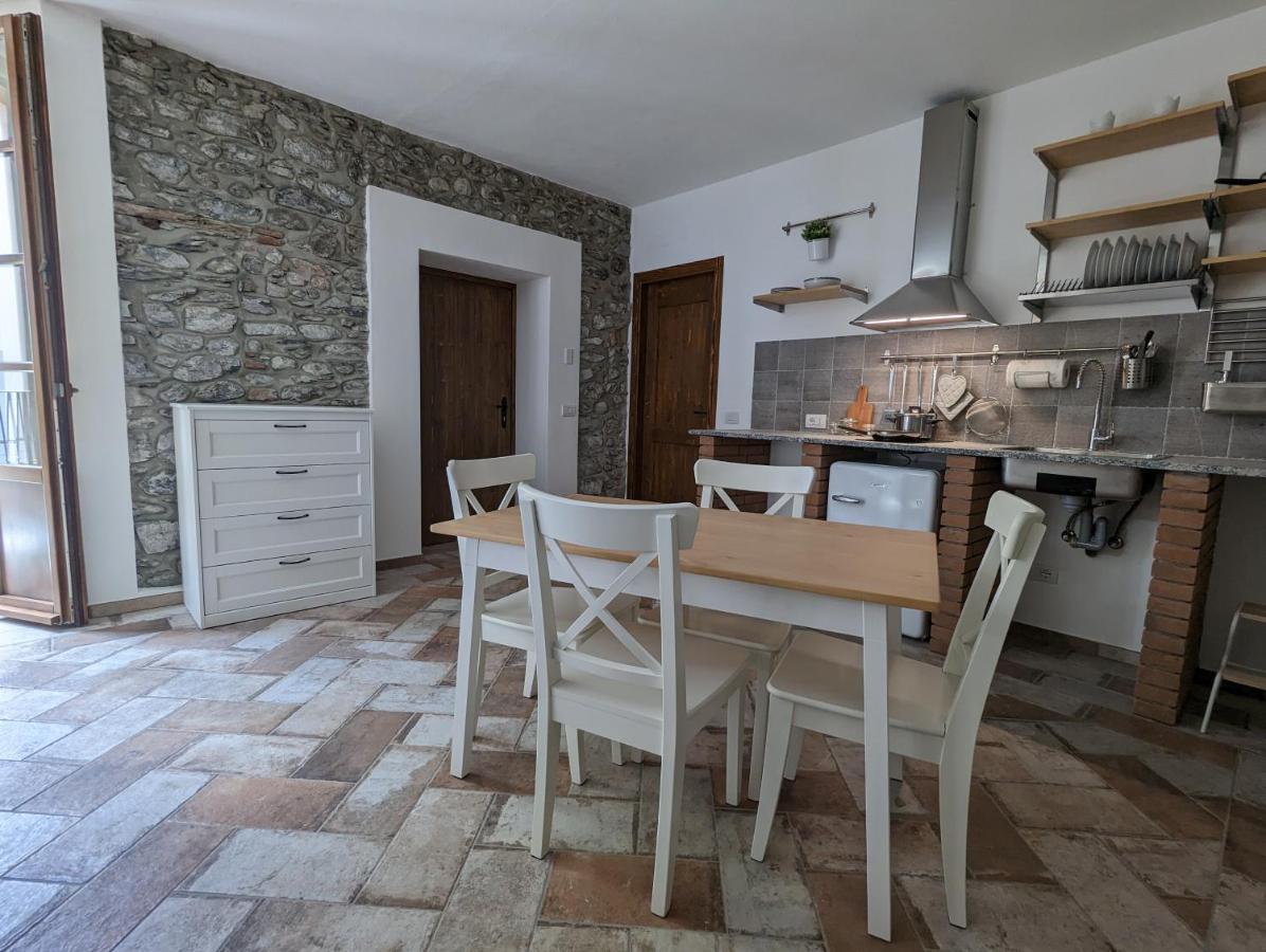 Antica Osteria Apartments Dongo Exteriér fotografie