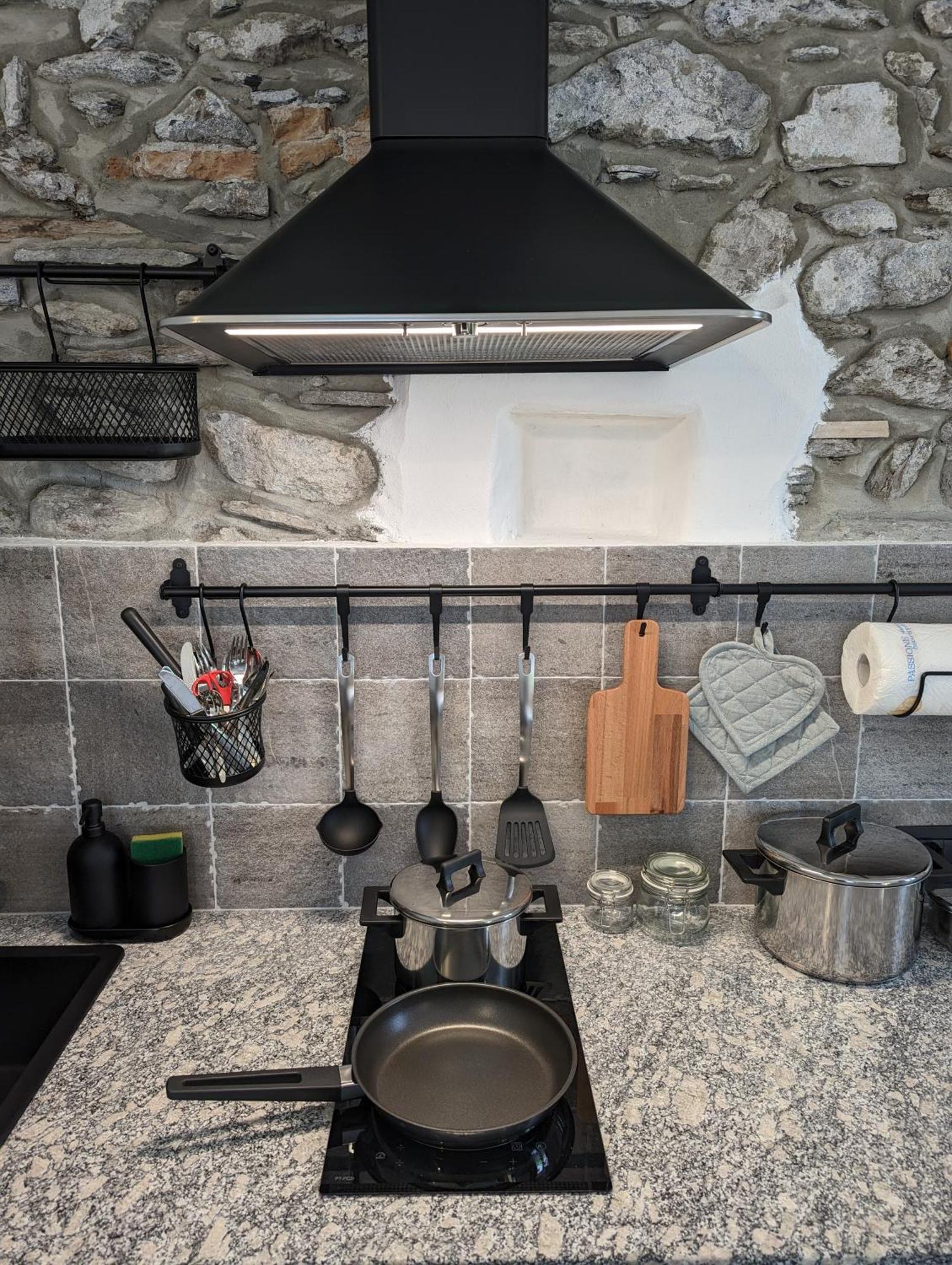 Antica Osteria Apartments Dongo Pokoj fotografie
